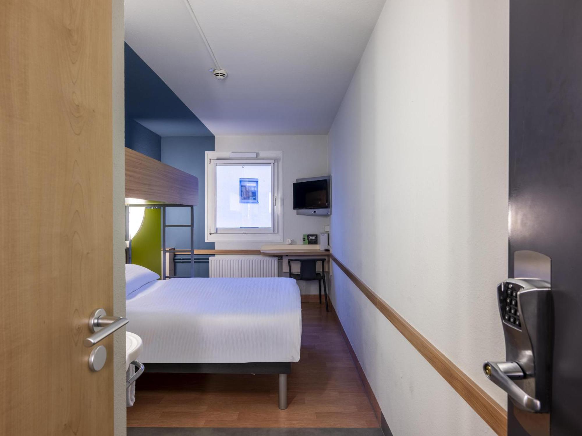 B&B Hotel วิลลิค ภายนอก รูปภาพ